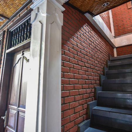 Puri Agung Homestay Kuta  Luaran gambar